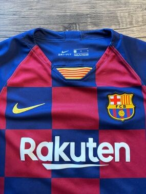Authentic kids Nike Blue & Red FC Barcelona Messi Dri-FIT Jersey. Kids Size Lrg